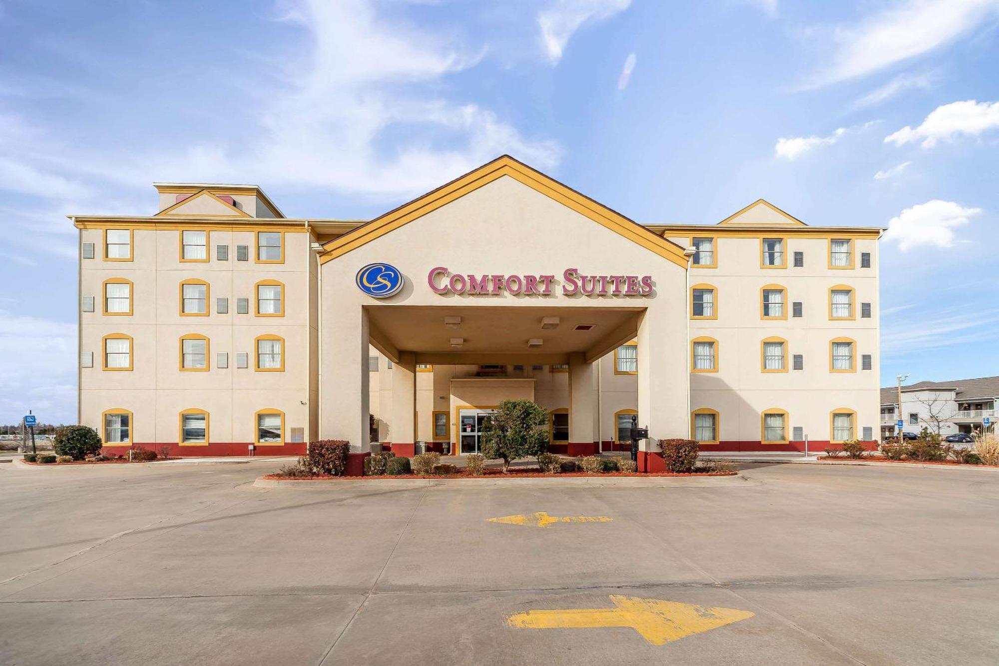 Comfort Suites Yukon - SW Oklahoma City Bagian luar foto