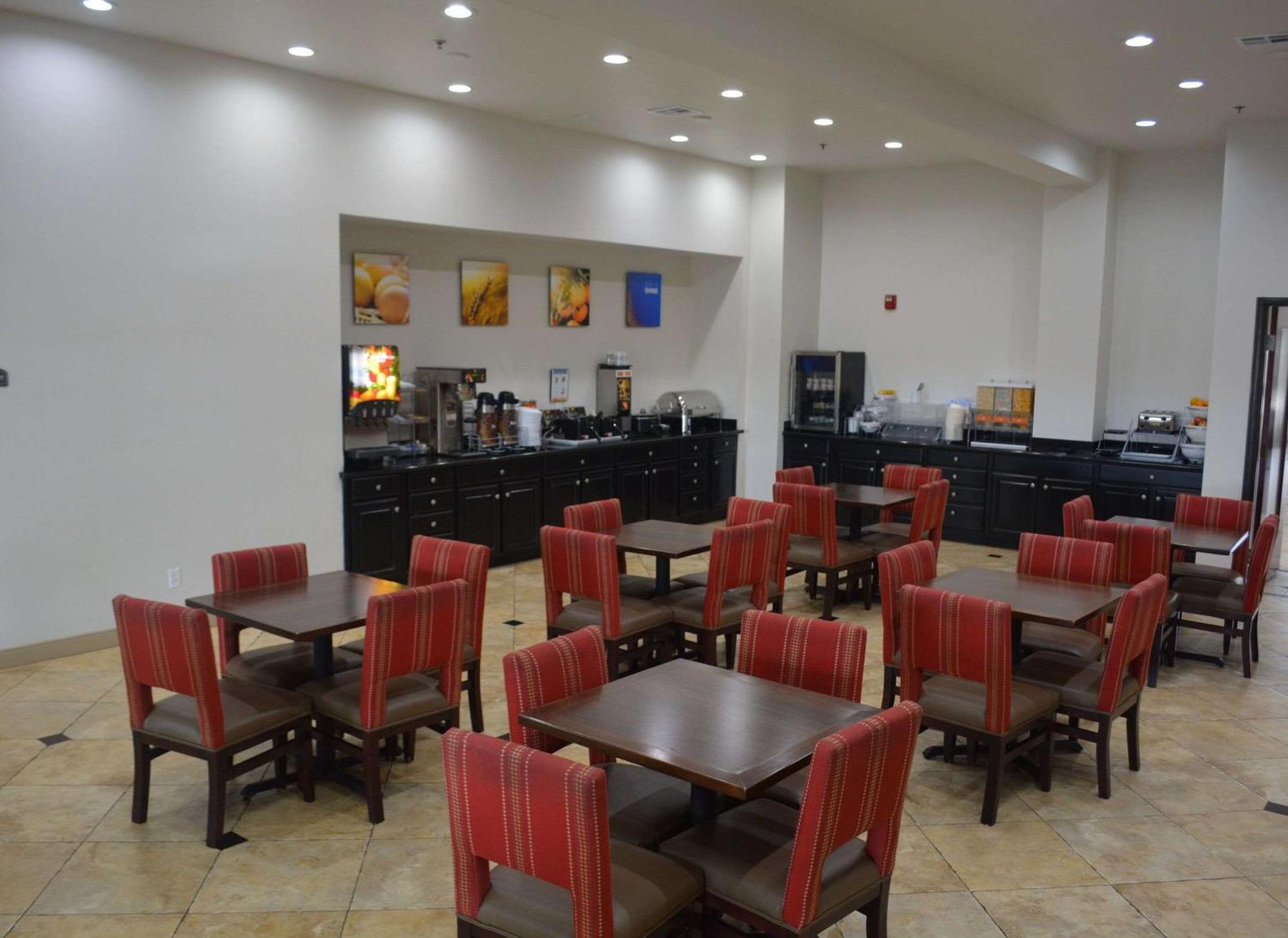 Comfort Suites Yukon - SW Oklahoma City Bagian luar foto