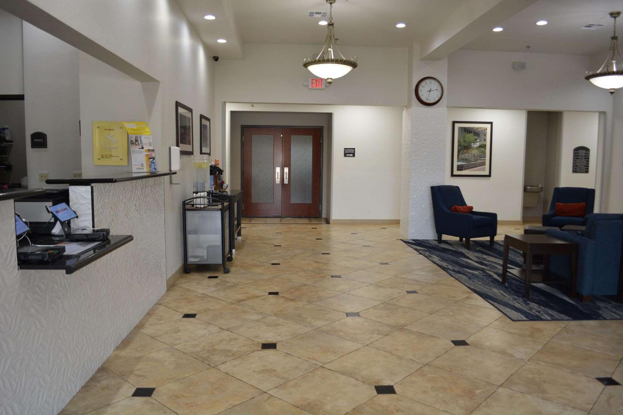 Comfort Suites Yukon - SW Oklahoma City Bagian luar foto