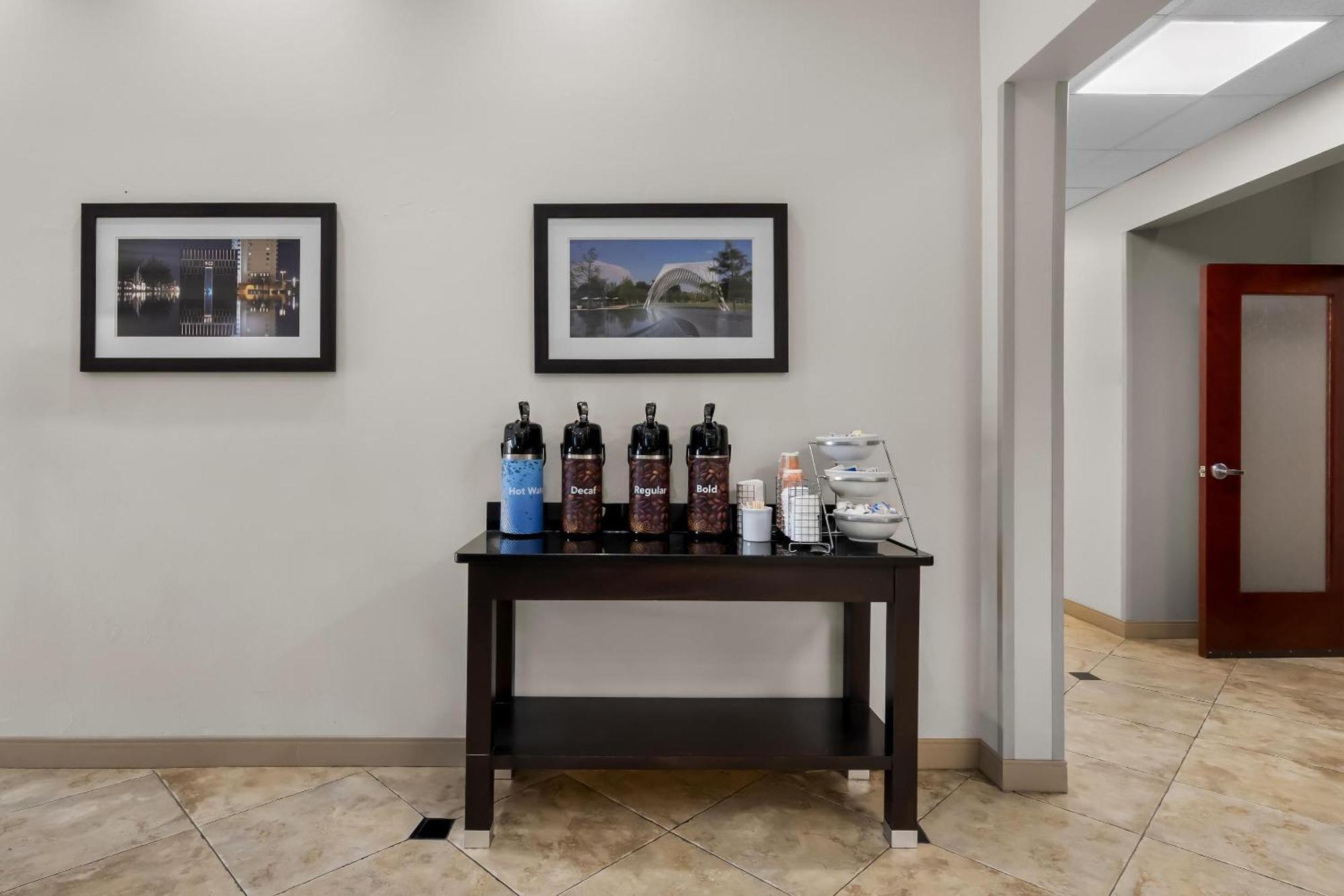 Comfort Suites Yukon - SW Oklahoma City Bagian luar foto