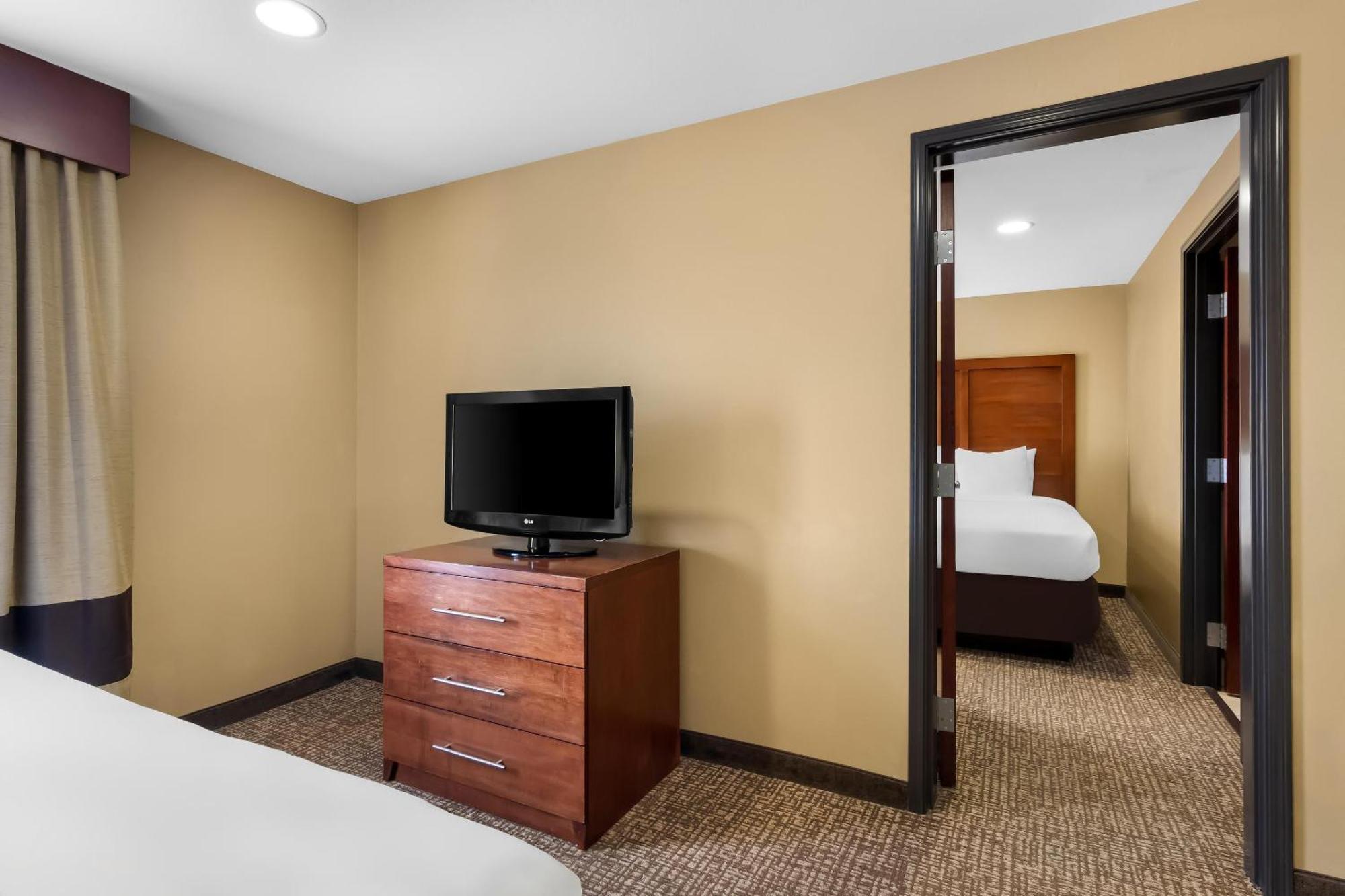 Comfort Suites Yukon - SW Oklahoma City Bagian luar foto